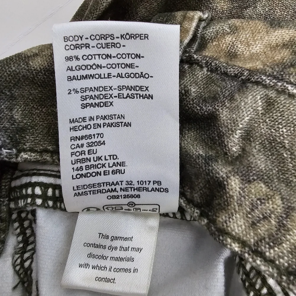 Free People High Times Printed Kick Flare Crop Pants In Olive Combo Women's Sz 2